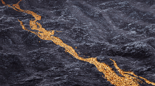 Using multiple-point geostatistics for geomodeling of a vein-type gold deposit